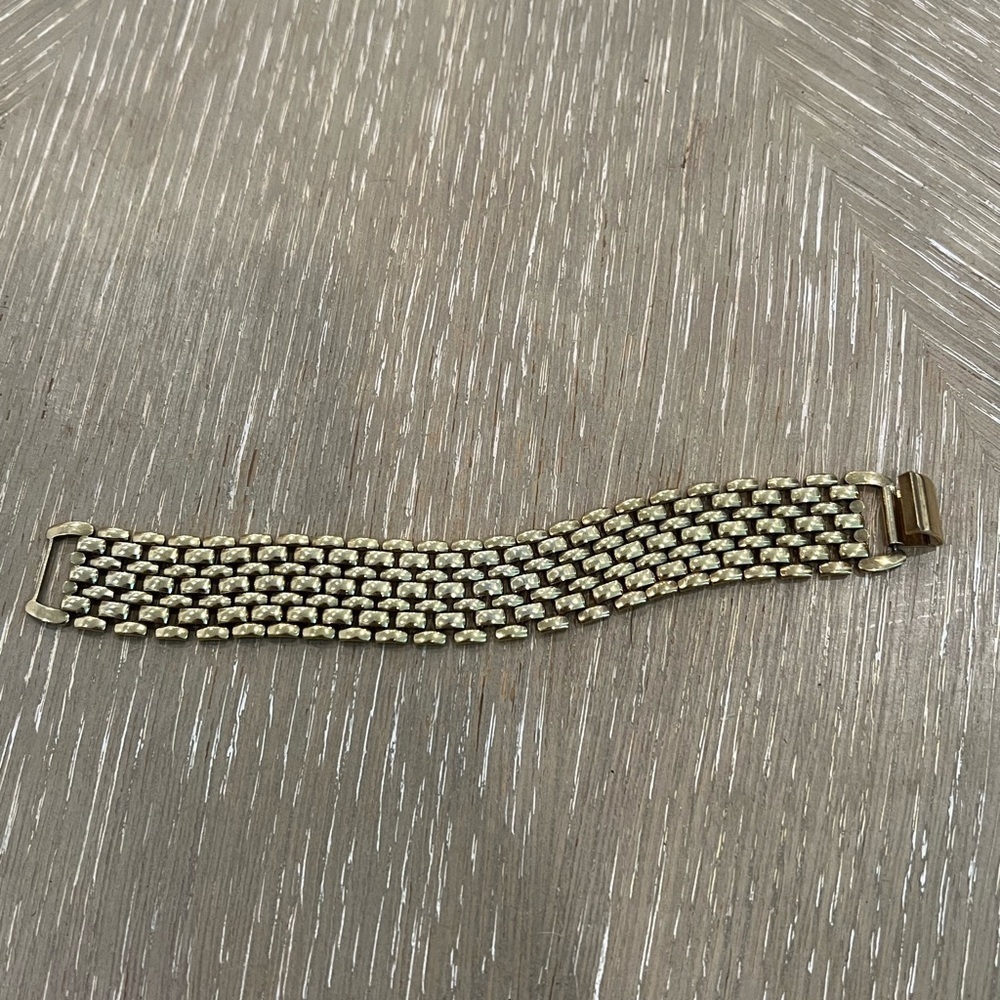 Vintage gold tone bracelet